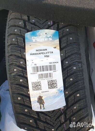 Nokian Tyres Hakkapeliitta 10p SUV 235/55 R20 102T