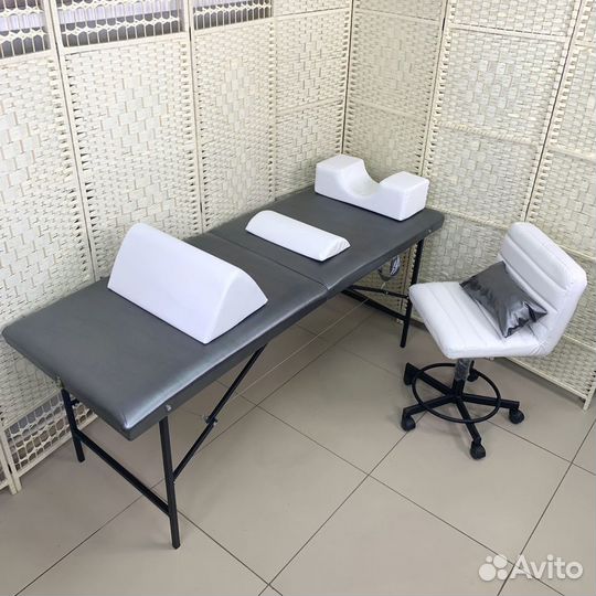 Кушетка для наращивания ресниц