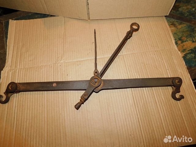 Антикварные, равно-плечевые весы до 5 ф. ри