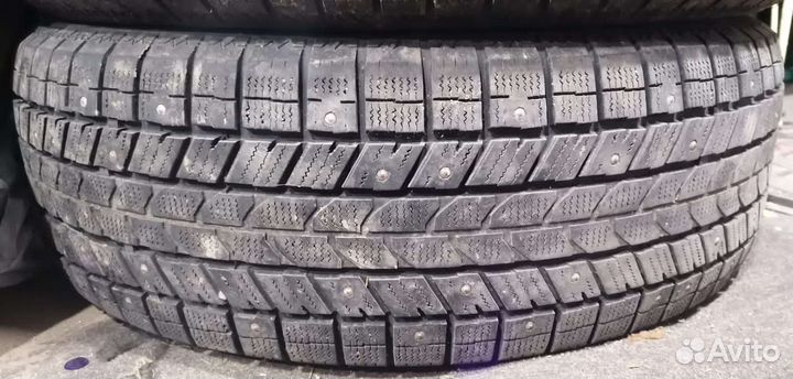 Ironman Polar Trax 215/65 R16