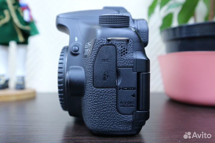 Canon 70D (W) Body