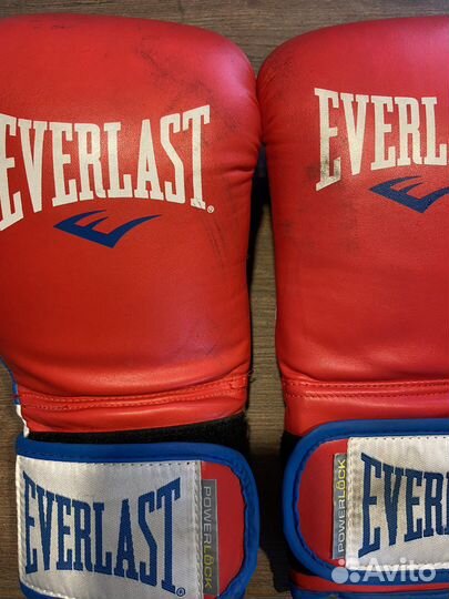 Боксерские перчатки everlast 14 унций