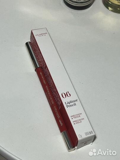 Clarins карандаш для губ