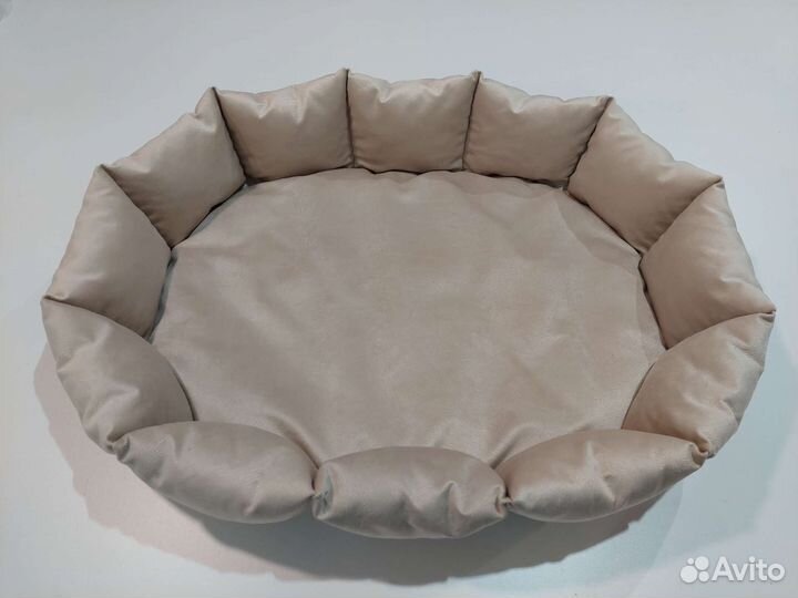 Лежанка для большой собаки новая