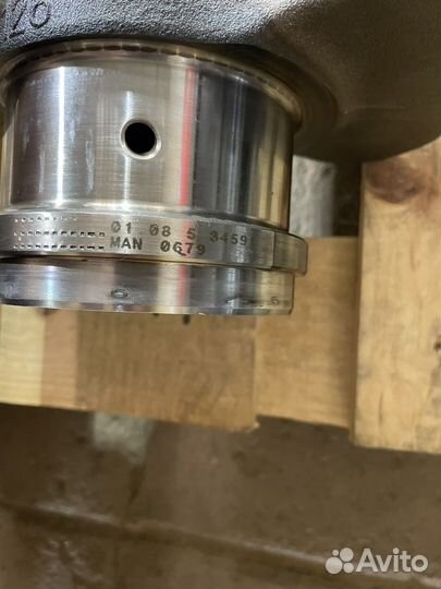 Коленчатый вал MAN D2066