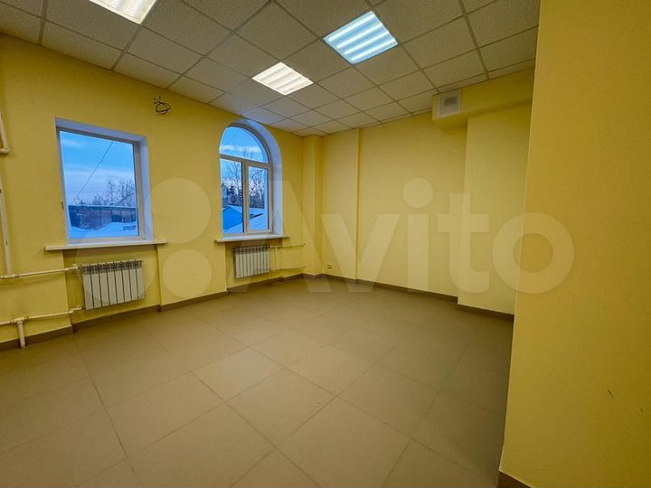 Торговая площадь, 92 м²