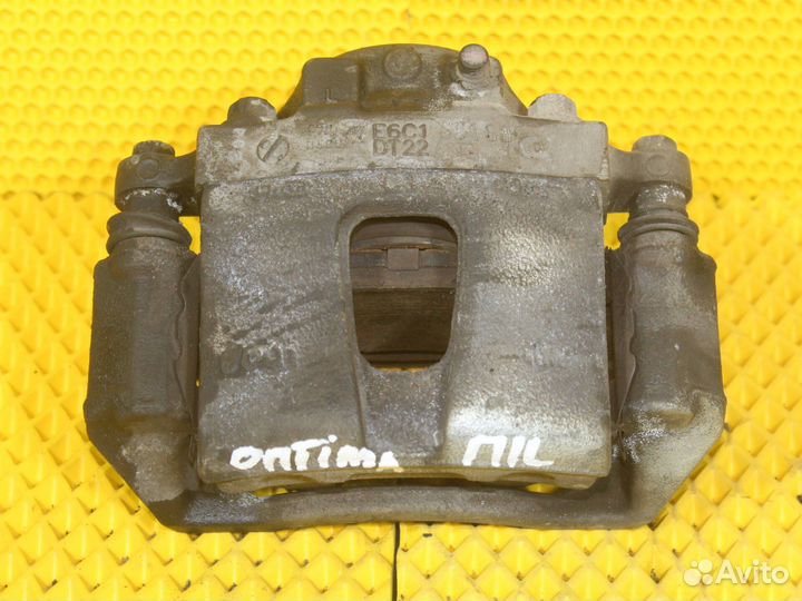 Суппорт передний левый Kia Optima 4