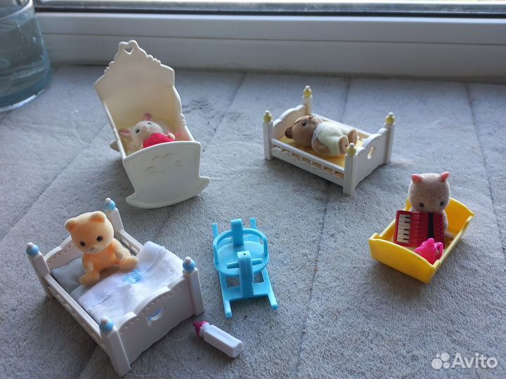 Sylvanian families малыши с наборами