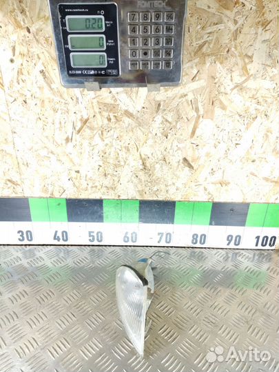 Поворотник правый Mitsubishi Carisma 2000 2003