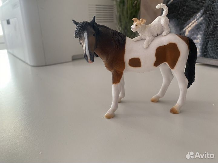 Лошадь игрушка