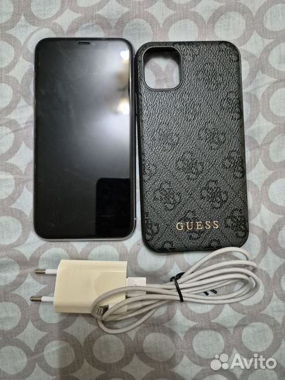 iPhone 11, 64 ГБ
