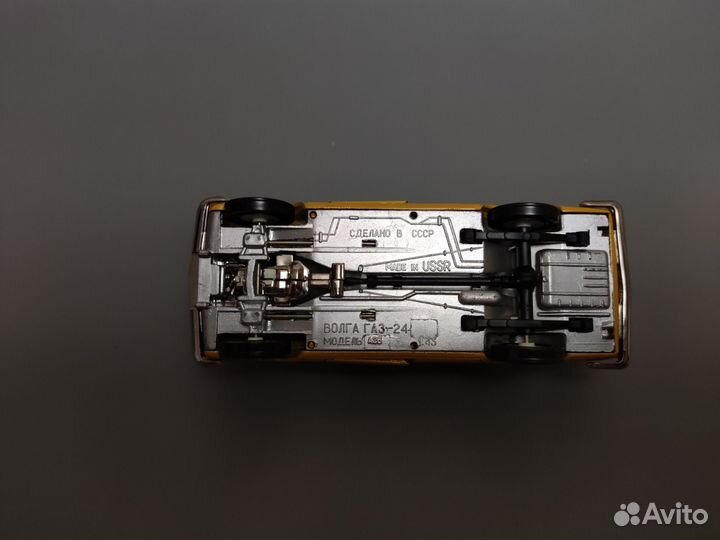 Модель автомобиля газ-24 (милиция)