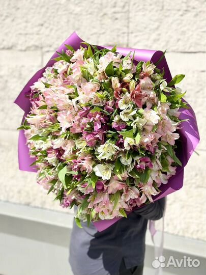 Букет альстромерии. Букет цветов