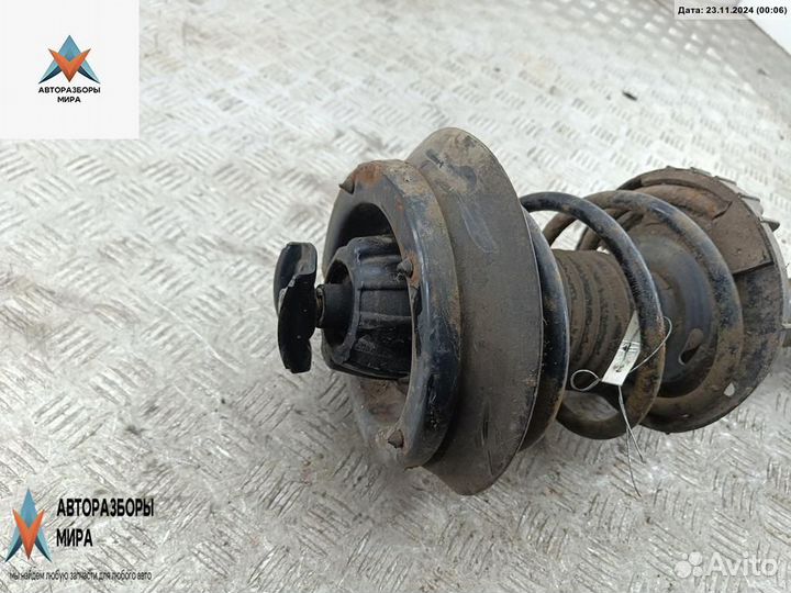 Стойка передняя Mercedes-Benz C-Класс 2033201630