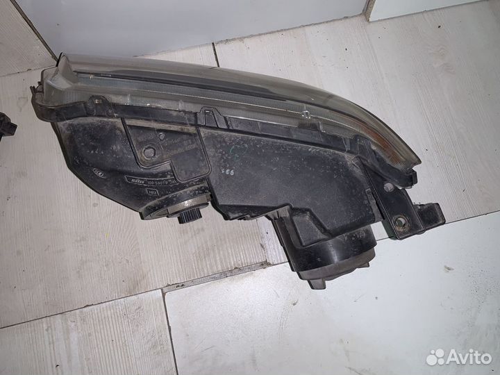 Фары левая/правая suzuki vitara 2005-2015