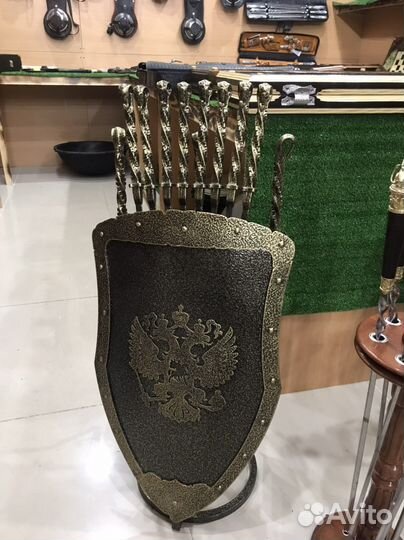 Подставка, щит в сборе