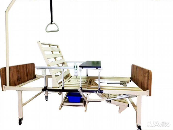Медицинская кровать функциональная