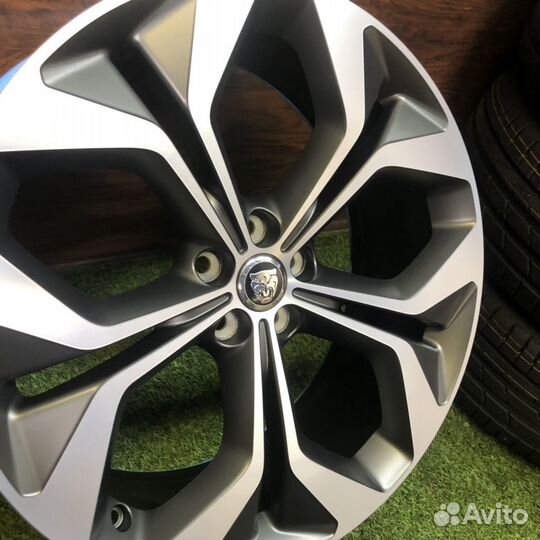 Оригинальные Диски R21 для Jaguar F-Pace