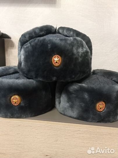 Мужская шапка