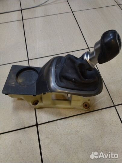 Селектор коробки передач Kia Rio 3