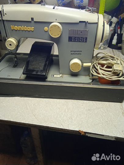Швейная машина Veritas