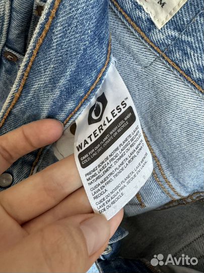 Джинсы Levi's