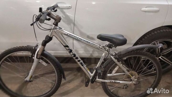 Велосипед Jamis