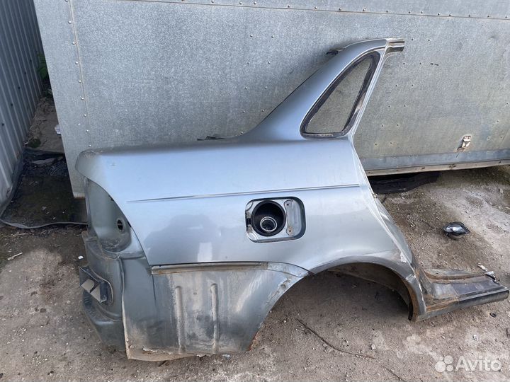 Заднее крыло Лада Приора