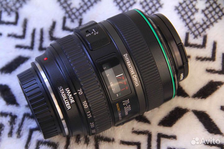 Canon EF 70-300mm f/4-5.6 DO IS USM