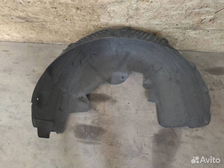 Подкрылок Mercedes E W213