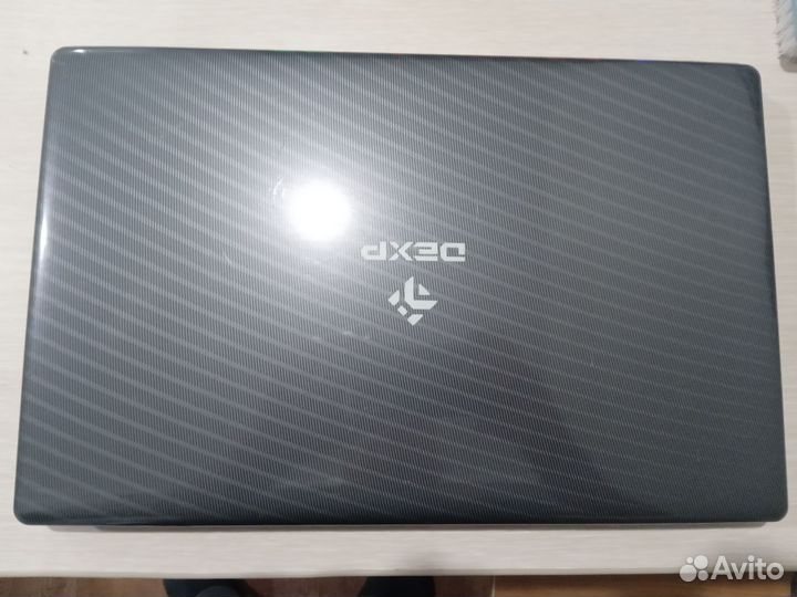 Ноутбук dexp CLV-670-SB