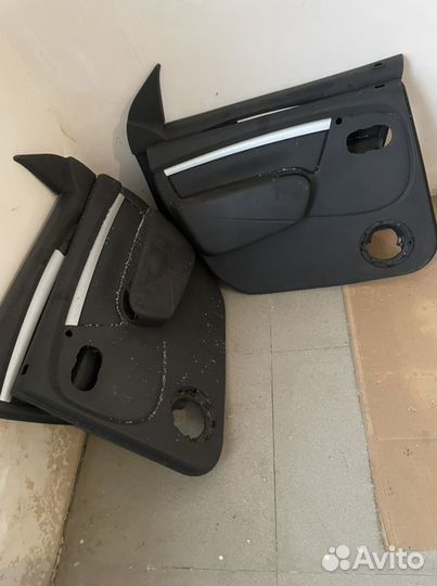 Обшивки лада ларгус