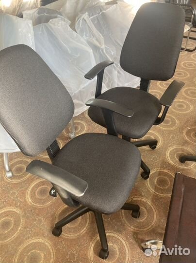 Кресла и стулья компьютерные офисные