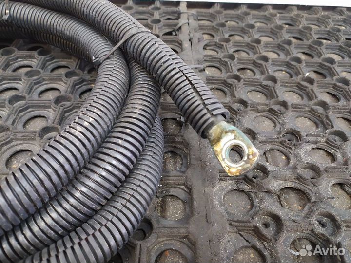 Провод силовой 3600 мм / 15 мм Iveco Stralis