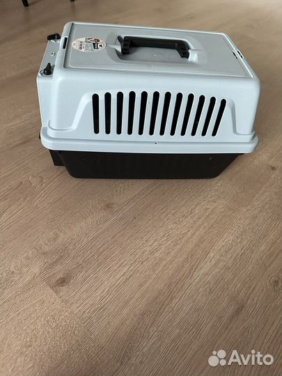 Переноска для кошек и собак