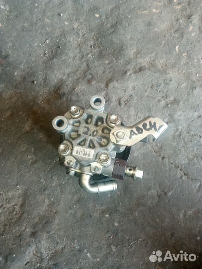 Тойота Авенсис - насос гура двигатель 2,0 л