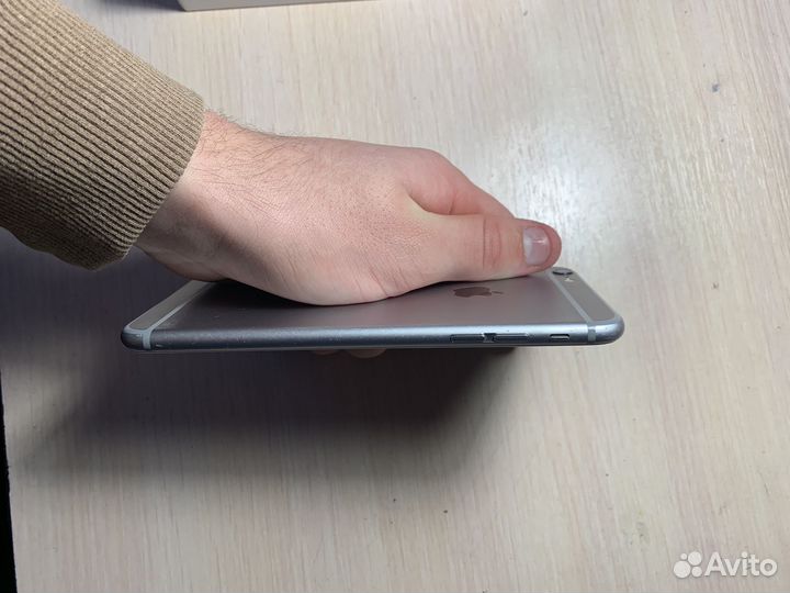 iPhone 6S Plus, 32 ГБ