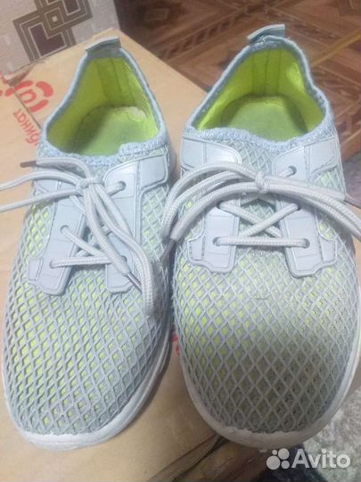 Кросовки 2пары