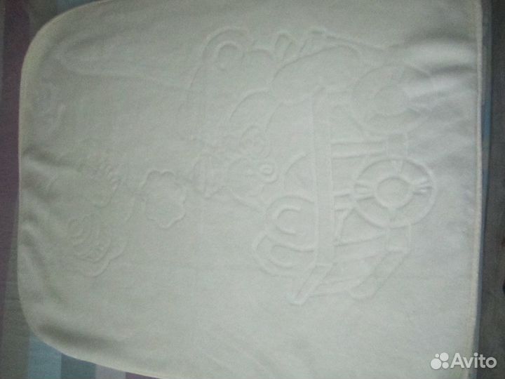 Плед-одеяло на выписку молочного цв. турция