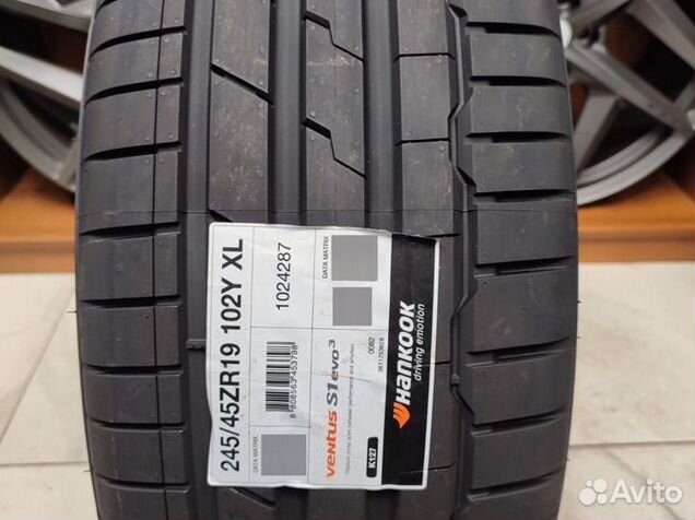 Hankook Ventus S1 Evo3 SUV K127A 235/45 R20