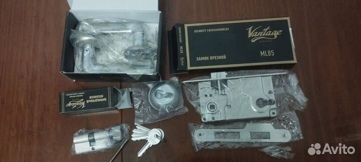 Врезной замок