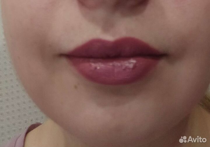 Помада матовая для губ