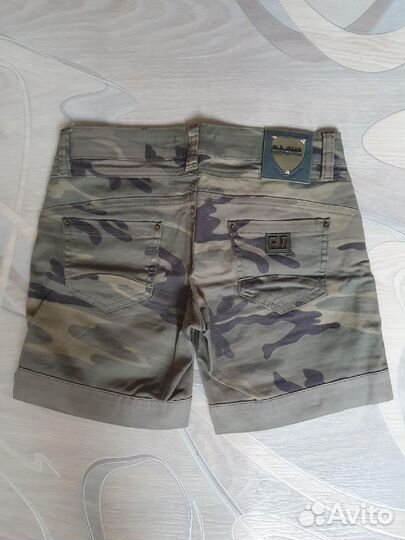 Шорты, р.42
