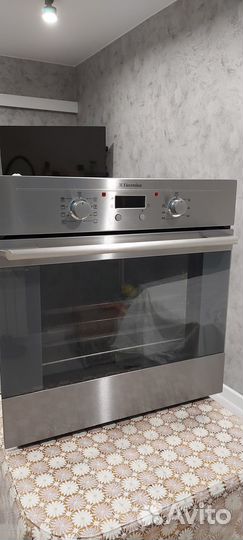 Электрический духовой шкаф electrolux
