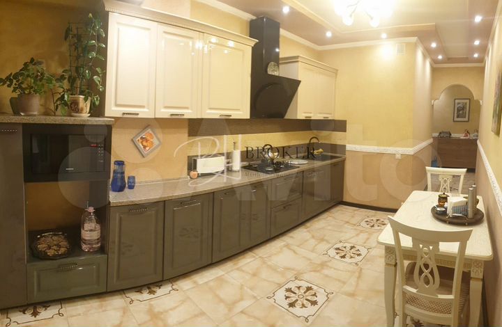 3-к. квартира, 90,9 м², 4/9 эт.