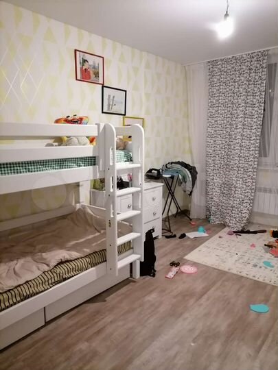 2-к. квартира, 64 м², 3/9 эт.