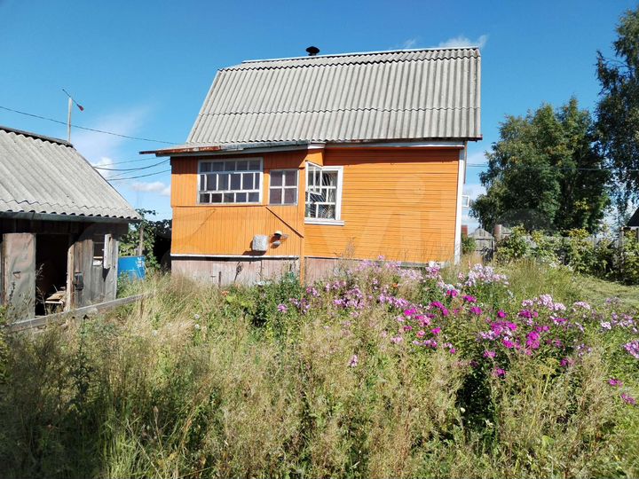 Дом 38 м² на участке 5,5 сот.