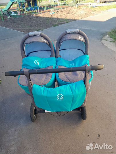 Детская каляска для двойни