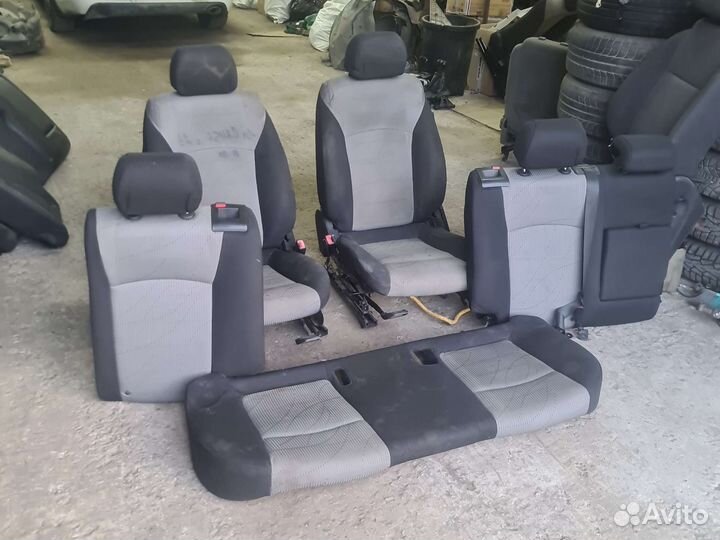 Комплект оригинальных сидений шевроле круз