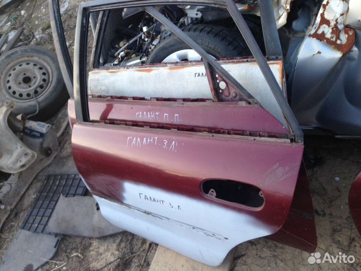 Дверь задняя левая Galant 7